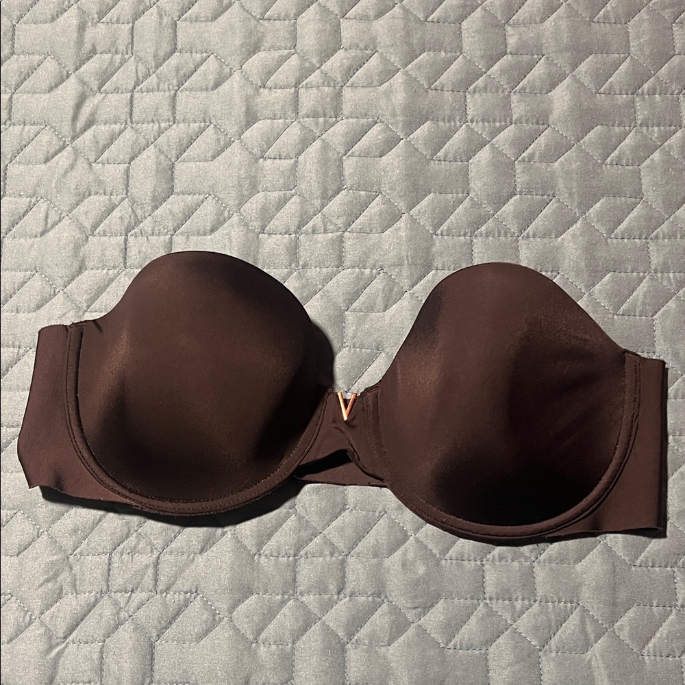 Elegant Black aVictoria Secret Strapless Bra with attachable straps